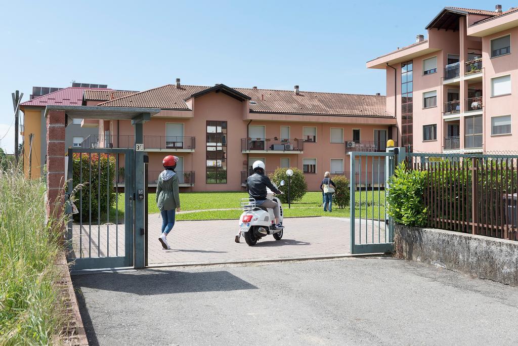 Airone Apartment Novara Buitenkant foto